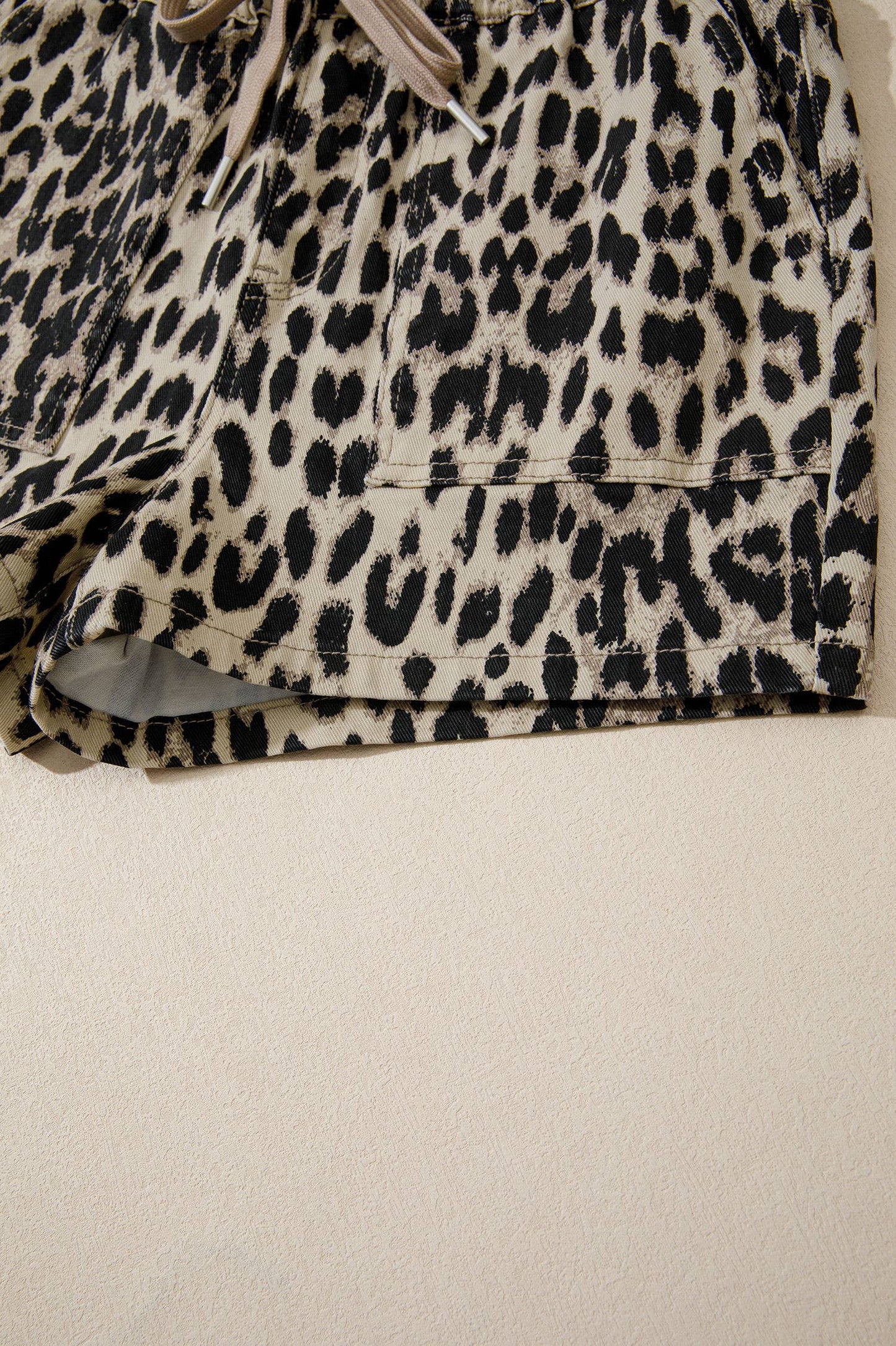 Leopard Lace-up Elastic Waistband Mid Rise Denim Shorts