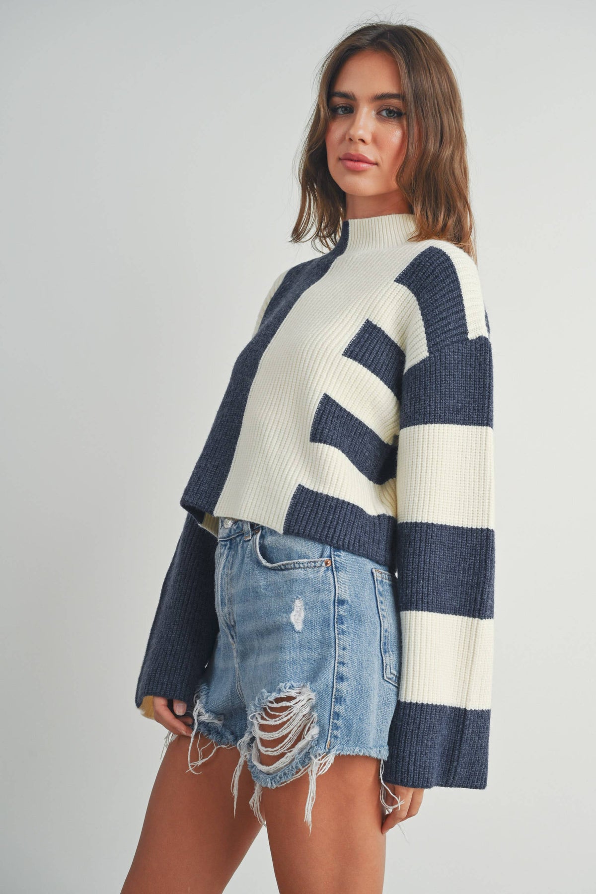 Color Block Mock Turtleneck Sweater - BMW7161