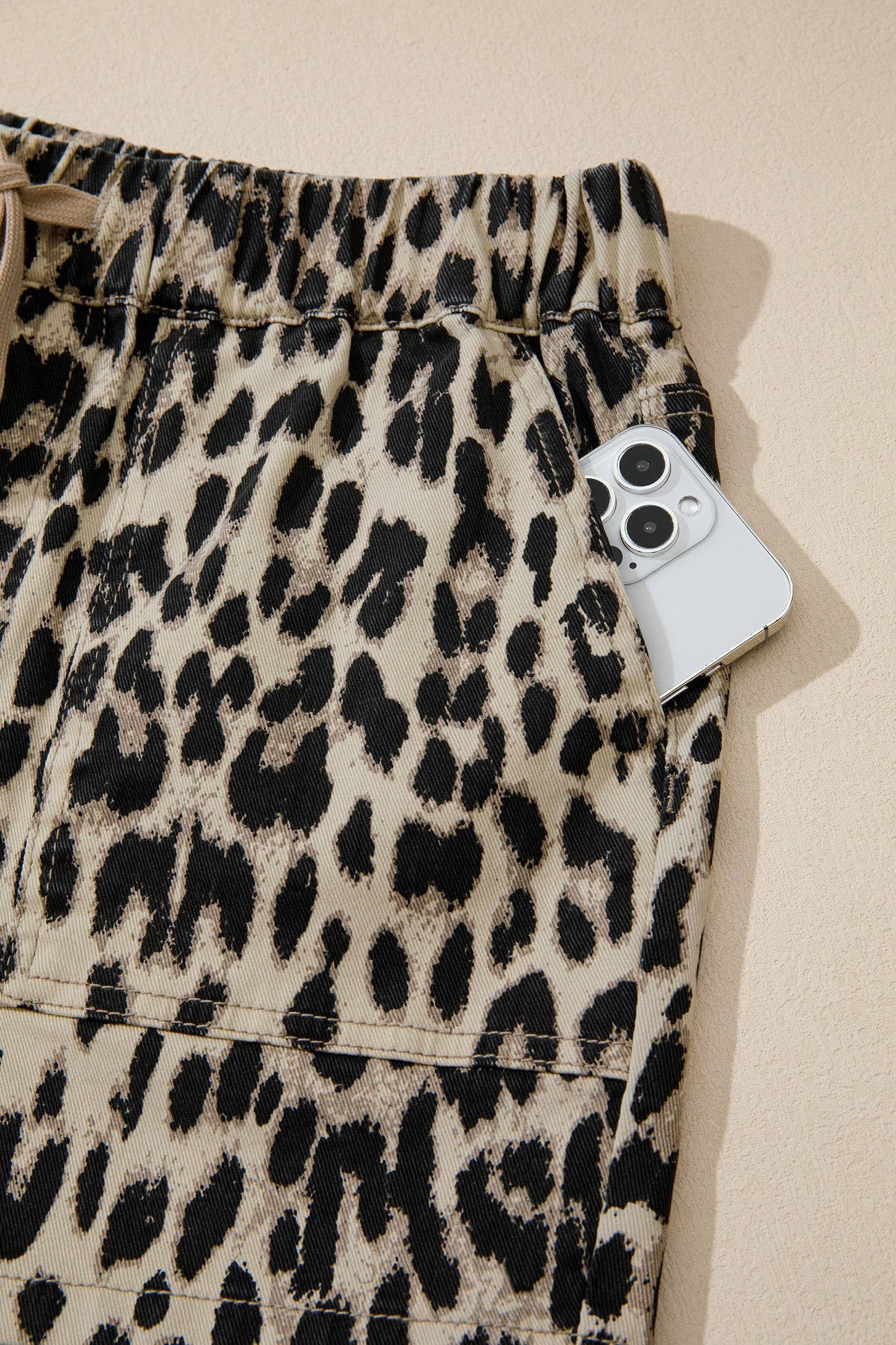Leopard Lace-up Elastic Waistband Mid Rise Denim Shorts