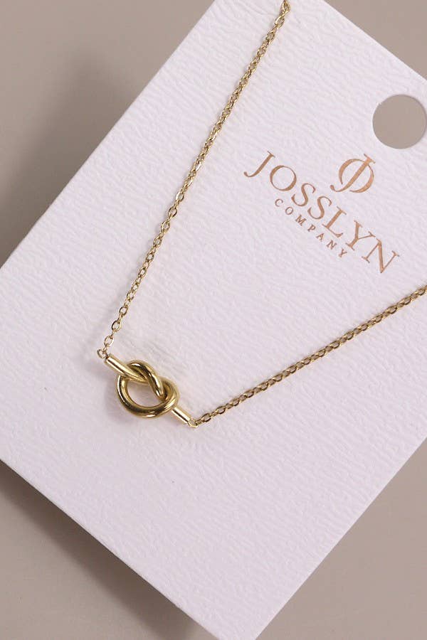 KNOTTED NECKLACE