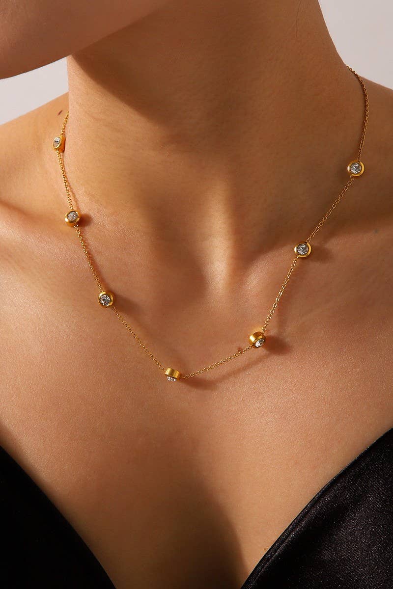 RHINESTONE NECKLACE
