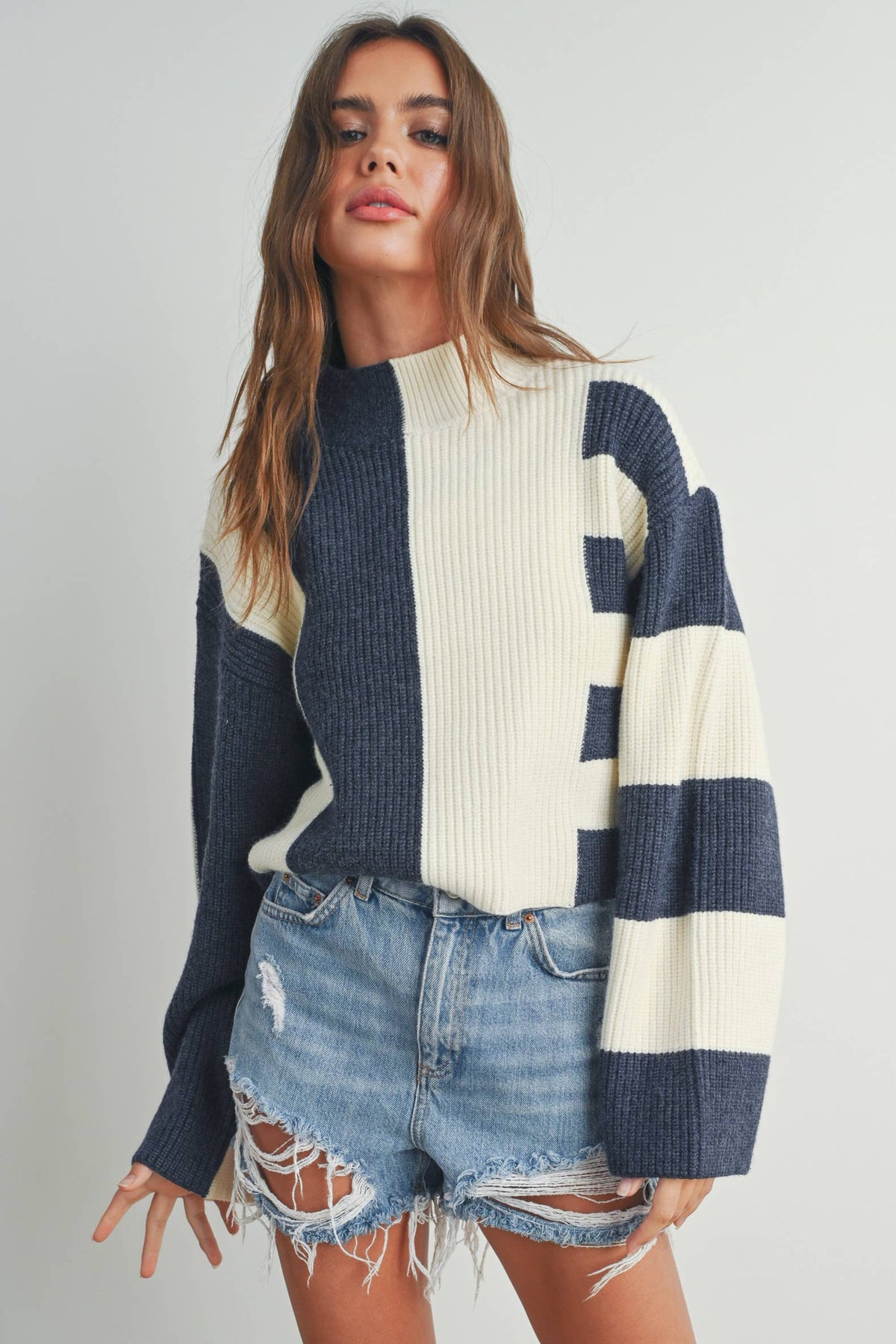 Color Block Mock Turtleneck Sweater - BMW7161