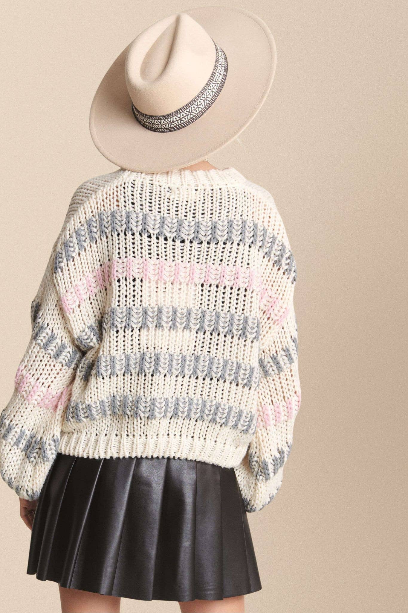 PUFF SLEEVE KNIT SWEATER