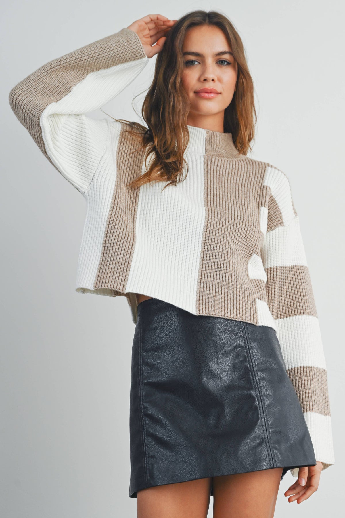 Color Block Mock Turtleneck Sweater - BMW7161